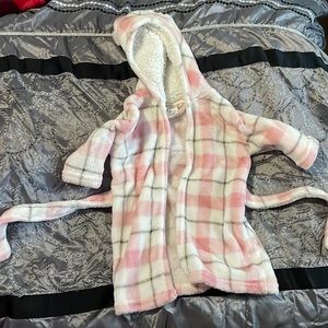 Baby girl robe